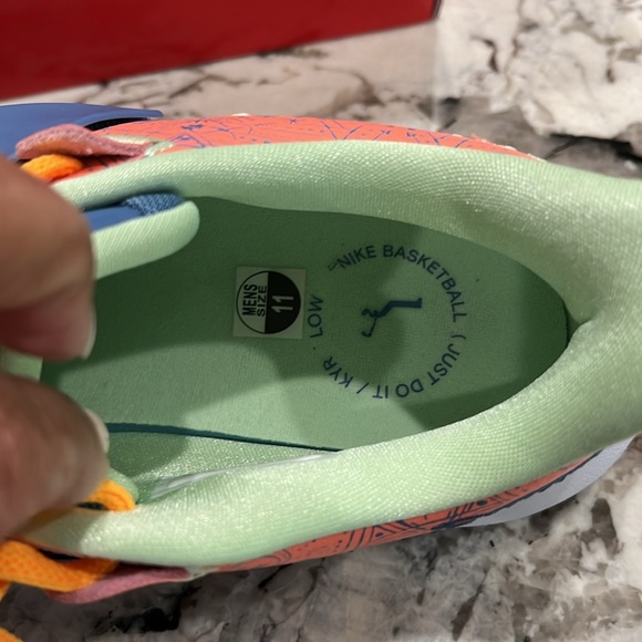 Kyrie Low 3 Atomic Pink/Stone Blue - Picture 7 of 12